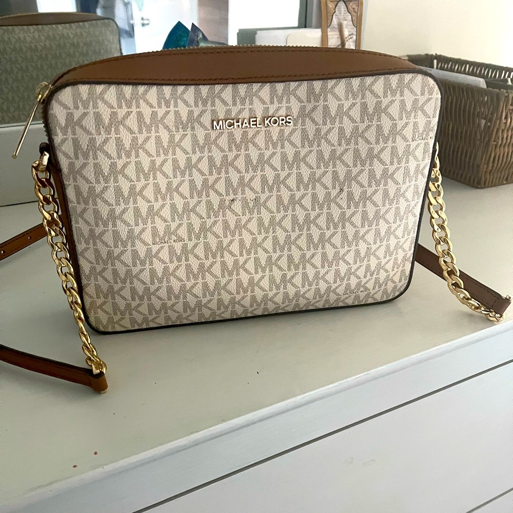 Preloved MK small bag